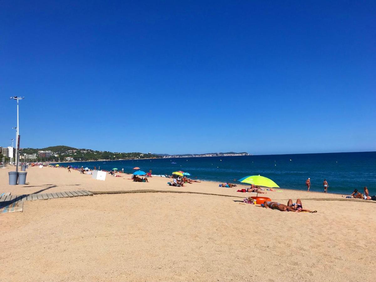 Wonderful Apartment In Platja D'Aro Exterior photo